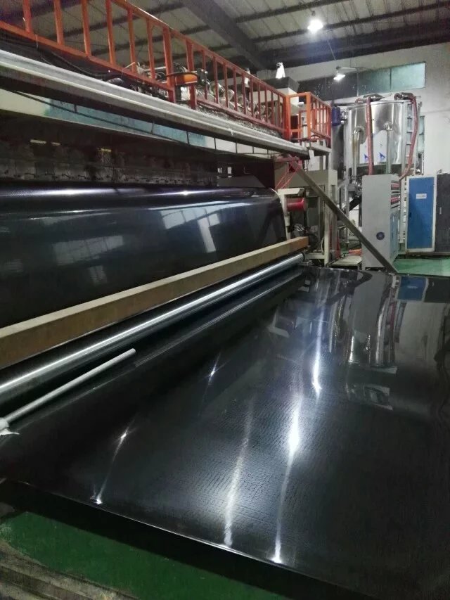 土工膜生產(chǎn)設(shè)備 第5張 土工膜生產(chǎn)設(shè)備 第5張